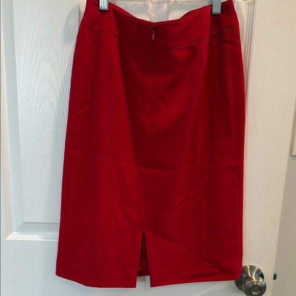 Tahari Red Pencil Skirt with Sleek Design - Picture 6 of 11
